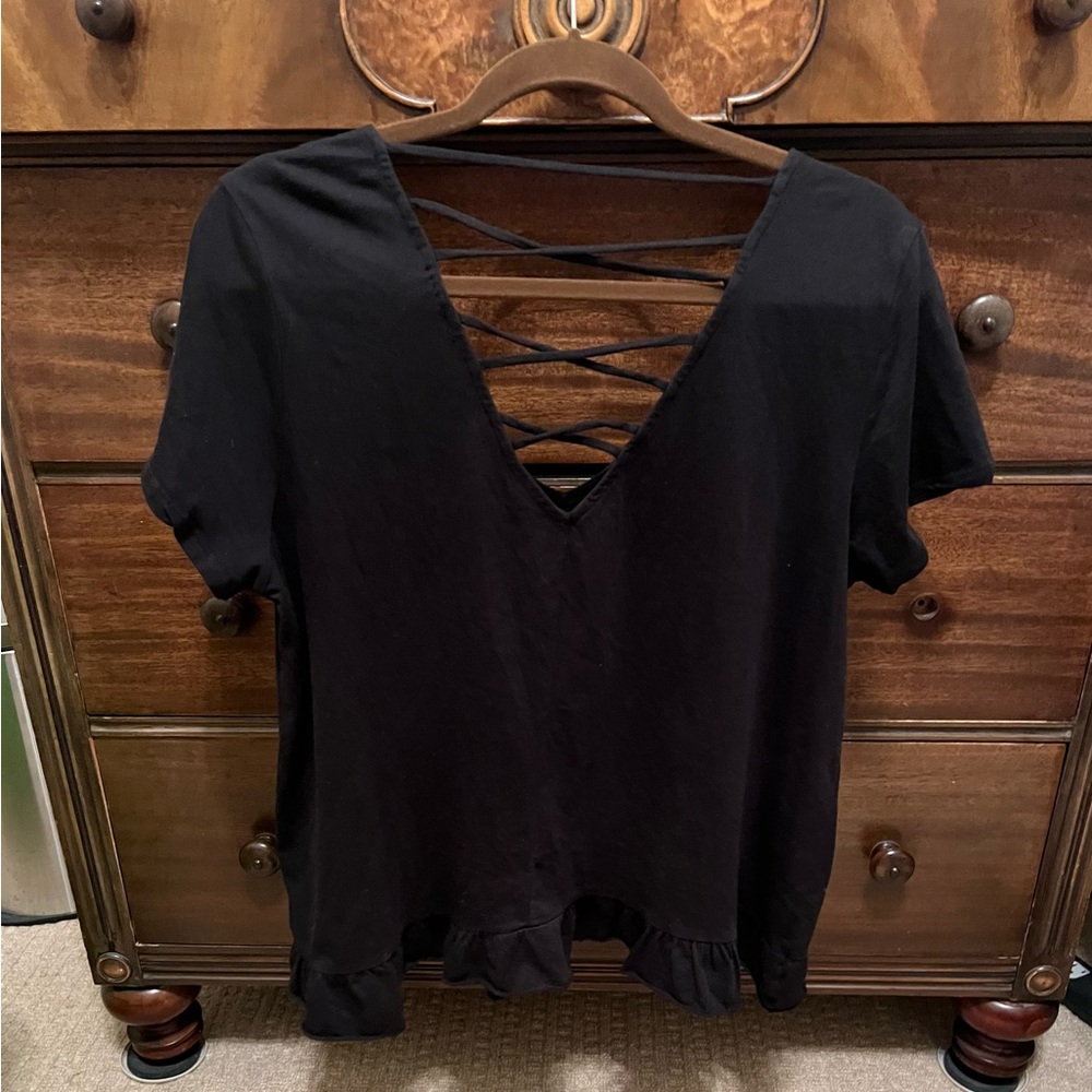 Betsey Johnson Performance tee XL